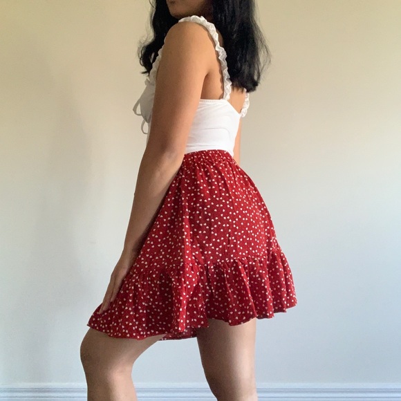 Ruffle Hem Skirt Heart Printed - Picture 2 of 3